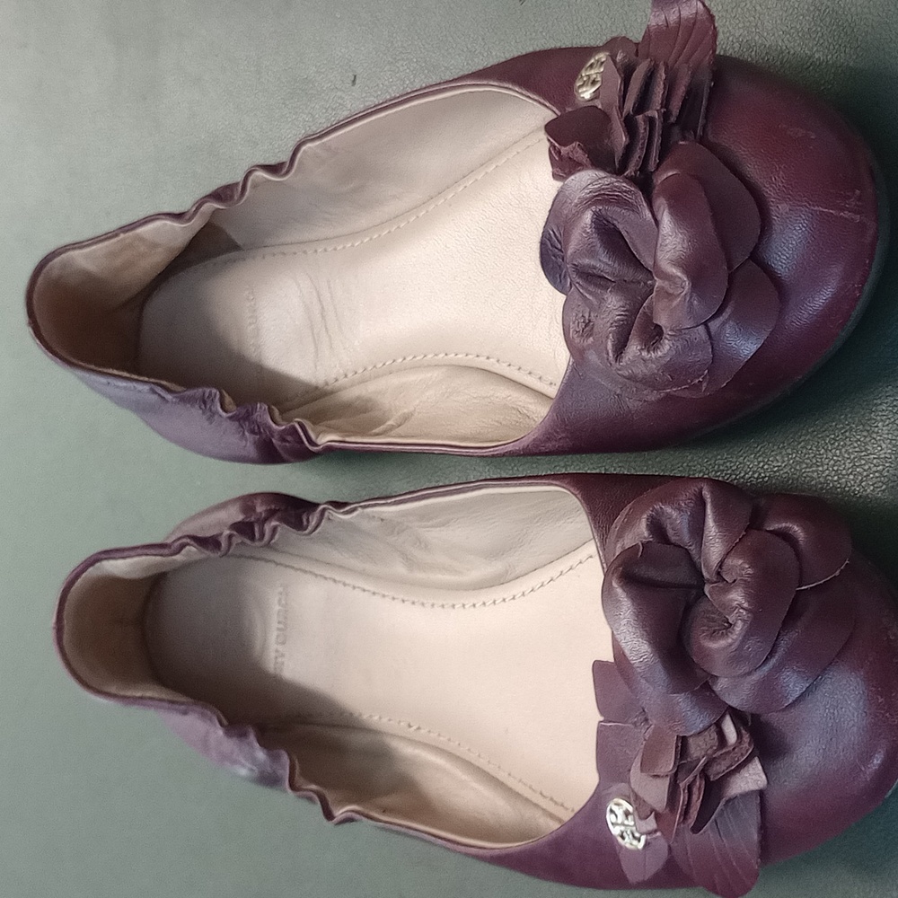 Tory Burch flats